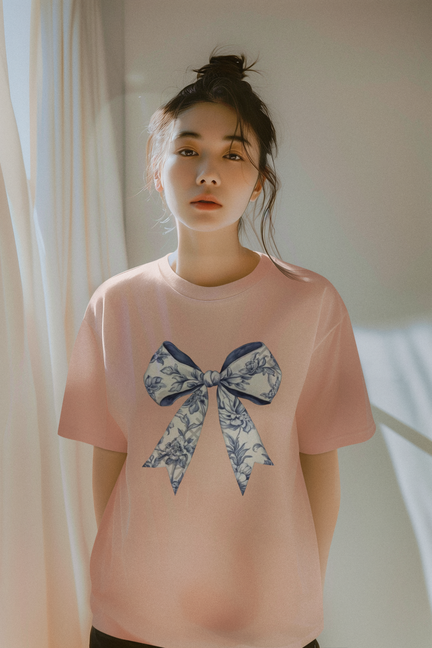T-Shirt: Elegant Bow (Navy)