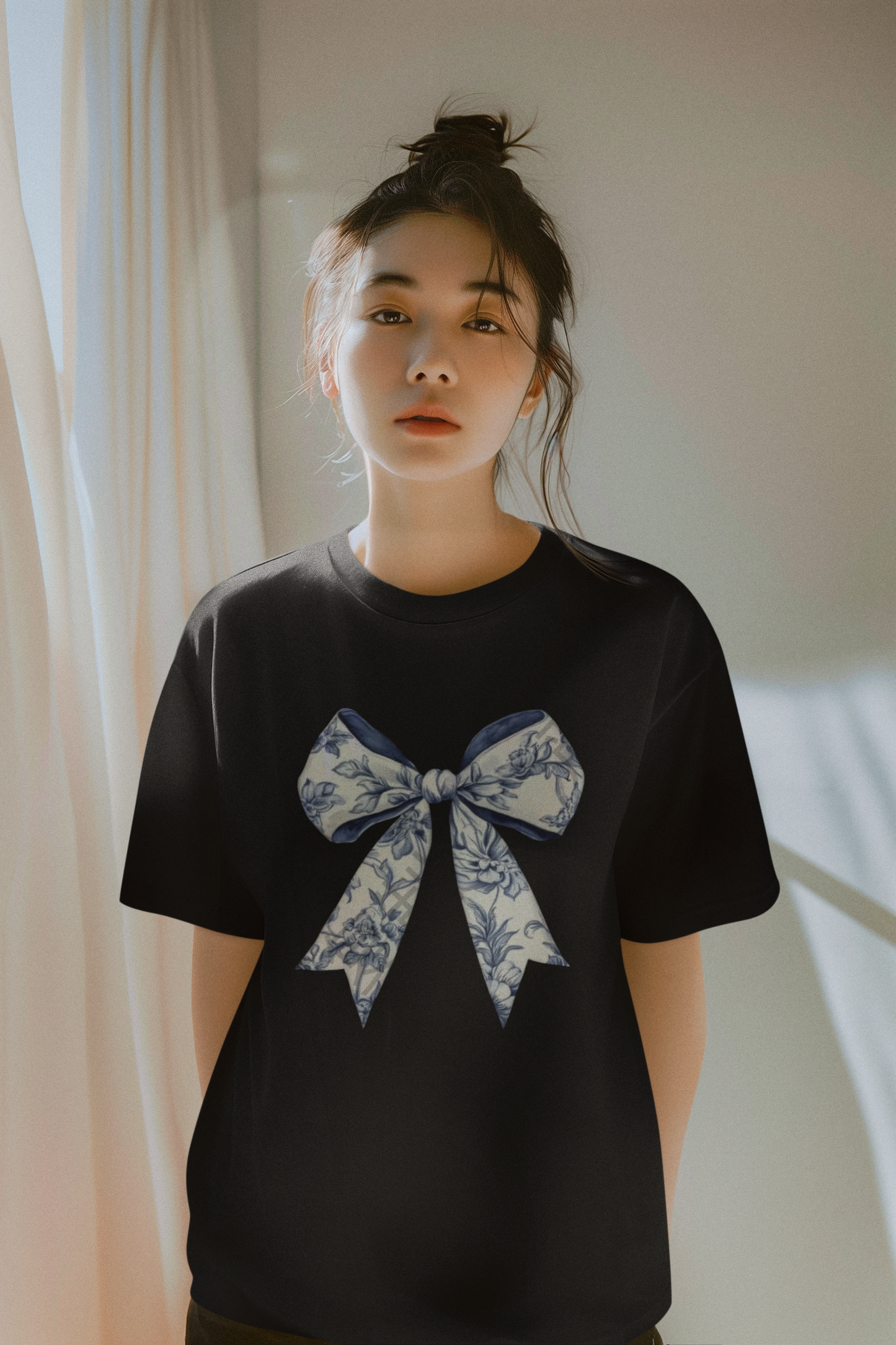 T-Shirt: Elegant Bow (Navy)