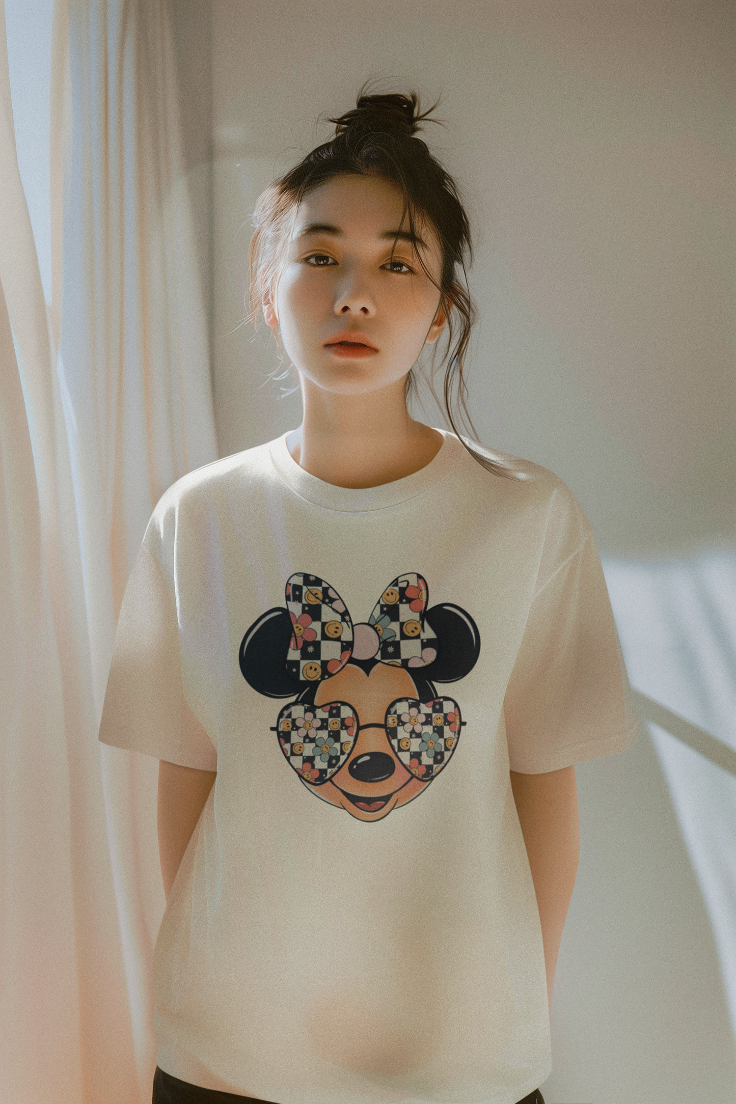 T-Shirt: Mouse and Smiley Bow