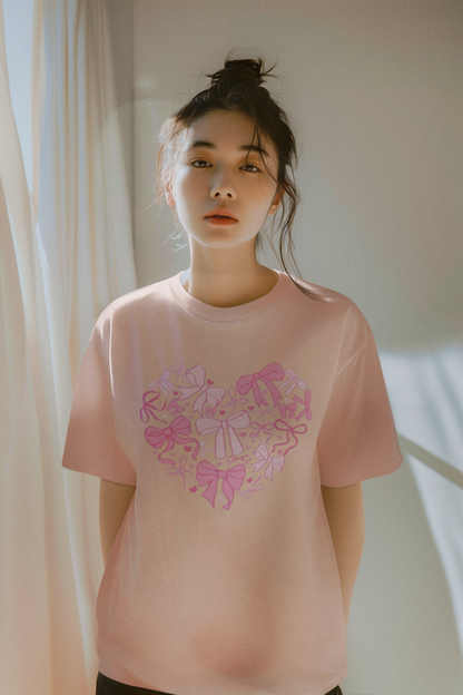 T-Shirt: Full Heart with bows