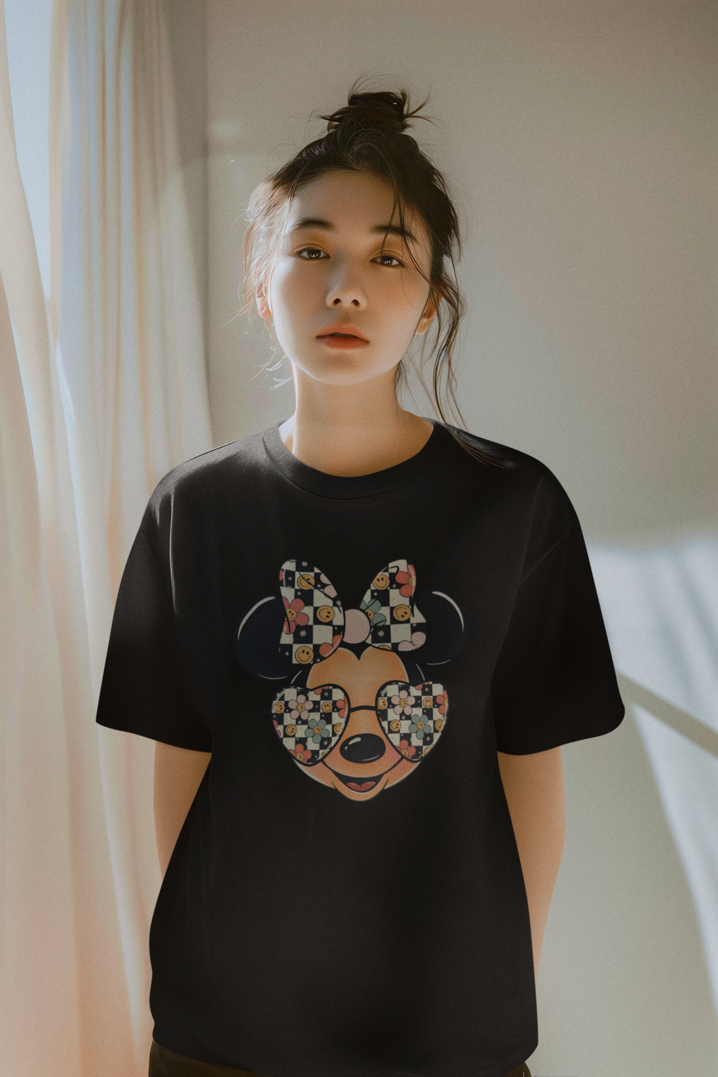 T-Shirt: Mouse and Smiley Bow